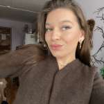 Лейла, фото