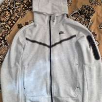 Nike tech fleece, в Москве