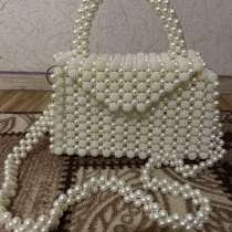 Сумки из бусины, белый цвет.Модные сумки для девочек,удобнее, в Троицке