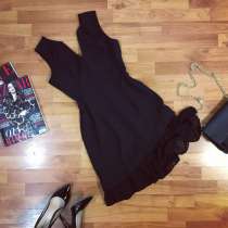 Чёрное новое фактурное платье, в г.Киев