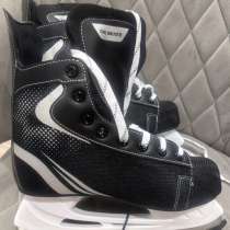 Коньки новые р40, в Москве