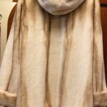 Норковая шубка, стриженая,52 размер, перешиты пуговицы, в Москве