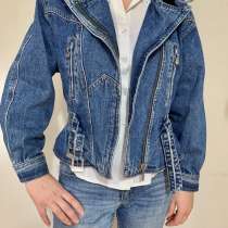 Куртка- косуха джинсовая 42-44, в Ялте