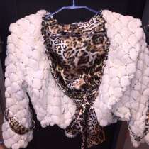 Пиджаки и костюмы, в Москве