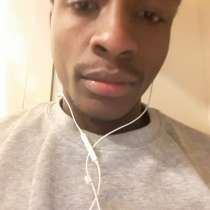 МАВИ, 22 года, хочет пообщаться, в Санкт-Петербурге