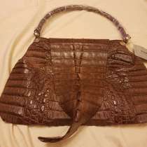 Новая женская сумка из кожи крокодила, в Москве