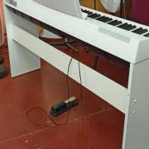 Стойка Y-125W для цифрового пианино Yamaha P-125, белая, в Москве