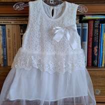 Кружевное белое платье (6мес-1.2года), б. у, в г.Брест