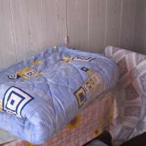 Продаю пуховое одеяло и подушки, в Кисловодске