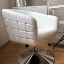 Парикмахерское кресло Гламрок, в Москве