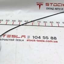 З/ч Тесла. Корпус замка двери задней правой в сборе с тросик, в Москве