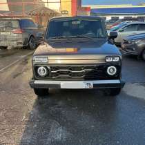 Машина нива, в г.Токмак