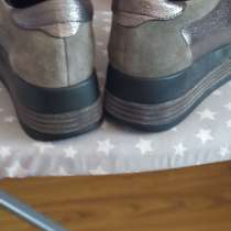Продам, фирменные кроссовки из натуральной кожи, в г.Тбилиси