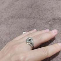 Золотое кольцо с бриллиантами, в Махачкале