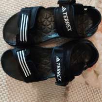 Продаю новые сандалии adidas terrex 45 размер, в г.Ташкент