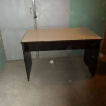 столы комбинированные в хорошем состоянии, в Екатеринбурге
