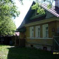 жилой бревенчатый дом в Кадникове Вологодской области, в Москве