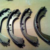 Для Тойота Л/К -80 задние торм. колодки, в Москве