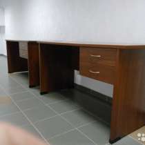 2 стола офисных новые , в Санкт-Петербурге