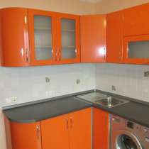 Кухня размер 1700х3000 оранжевый глянец, в Москве