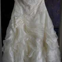 Свадебное (выпускное) платье, в Омске