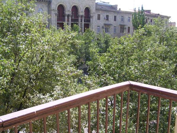 Посуточные аппартаменты в центре Еревана в фото 15
