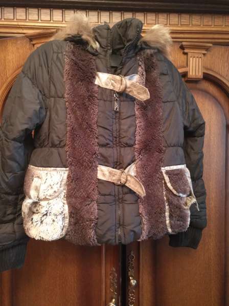 Куртка на девочку осень-зима 128/134 в Москве