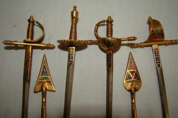 Украшение герб Толедо (T734) в Москве фото 4