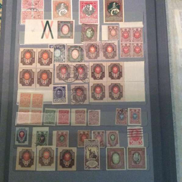 Почтовые марки и блоки