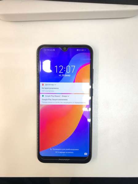 Телефон honor 8a