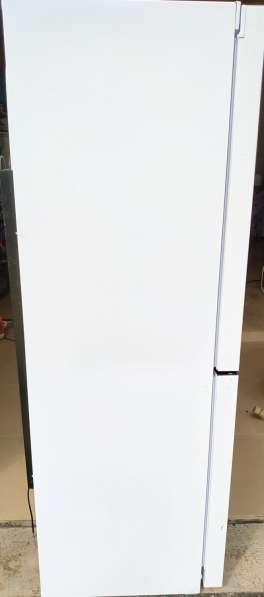 Функциональный двухкамерный холодильник в Волосово фото 4
