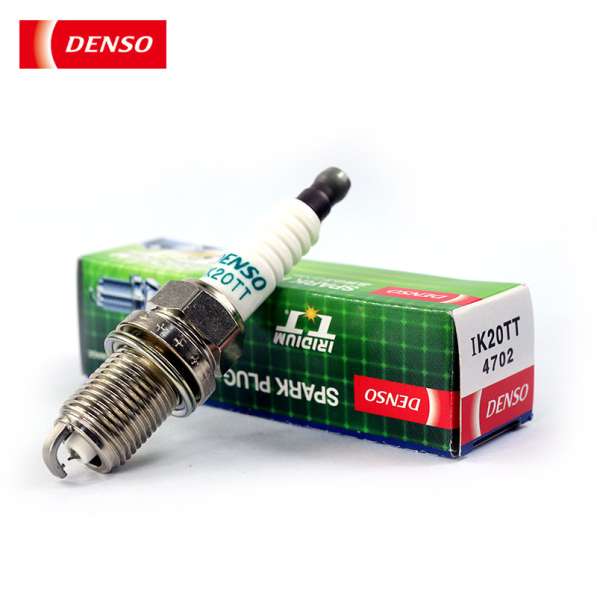 Свечи зажигания Denso IK20TT 4702 в Москве