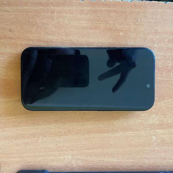 Продам iPhone 16 pro