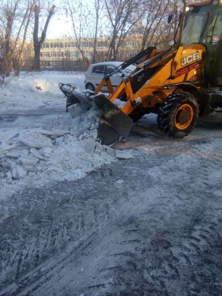 Уборка и вывоз снега. Услуги спецтехники в Екатеринбурге фото 9