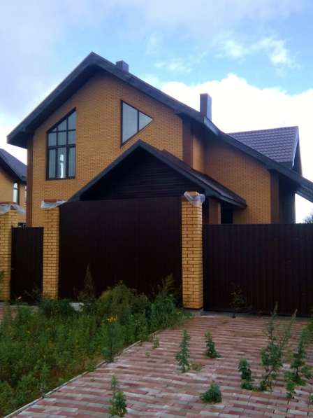 Продается 2-х этажный дом в г. Яхрома ул. Перемиловская