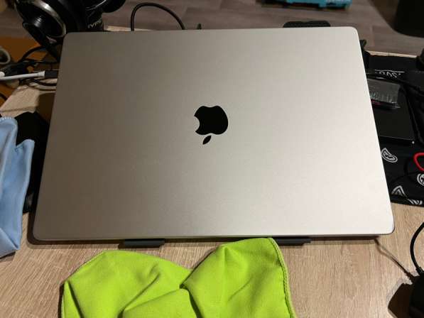 MacBook Pro 16 M1 Pro в Ижевске фото 3