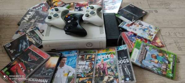 XBOX 360+ 3 джойстика+ 23 игры в Москве