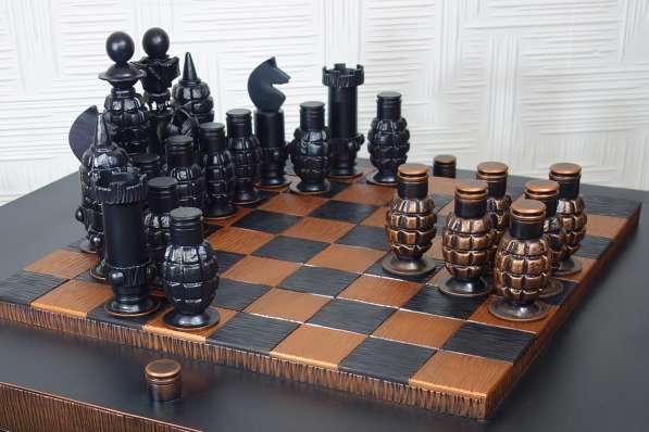 Шахматный стол и военные шахматы в Москве фото 6