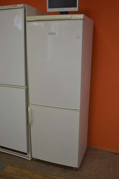 Холодильник Electrolux ERB 31099 W в Москве