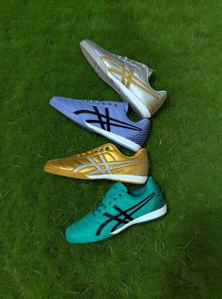 Футзалки новые