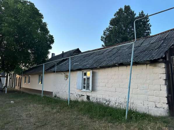 Дом с большим участком в селе в Владикавказе