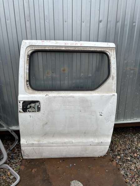 Двери Hyundai Grand Starex
