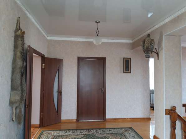 Срочно продаётся дом частный 2 этажный с. Лебединовка ул.Ком в фото 12