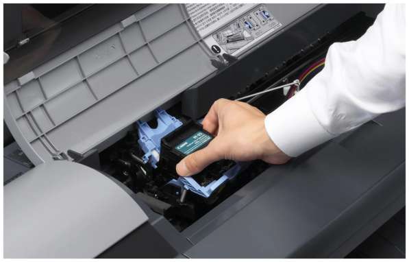 Продаю печатающие головки - на широкоформатные принтеры в 
