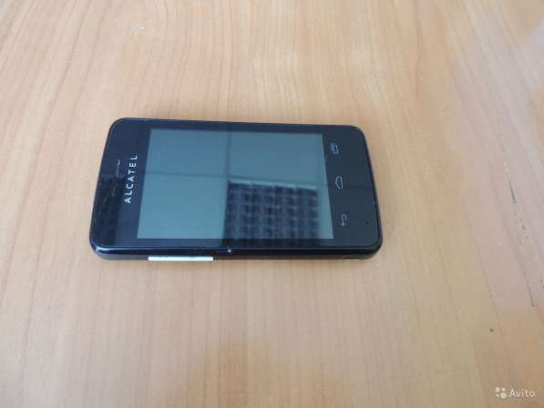 Смартфон One Touch Pixi 4007D (2 SIM-карты)