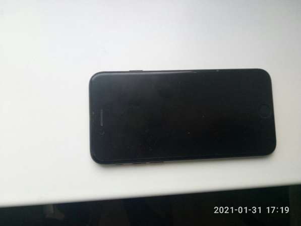 IPhone 7 128 гигов матовое стекло в Находке фото 4