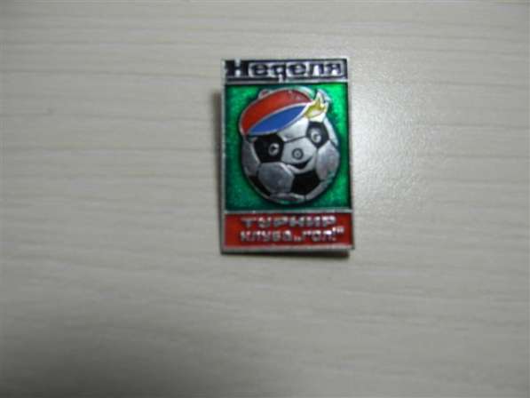 Значок. Футбол. Неделя Турнир клуба, 3 разных, цена за 3 в фото 6