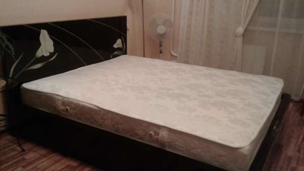 Кровать двухспальная с ортопедическим матрацем в Балашихе
