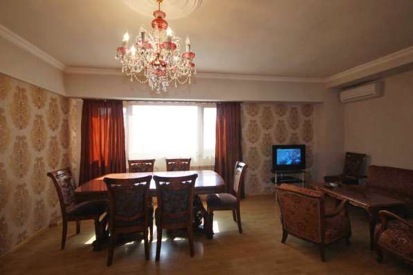 3 комнатная, квартира посуточно от хозяина, центр, Ереван в фото 5