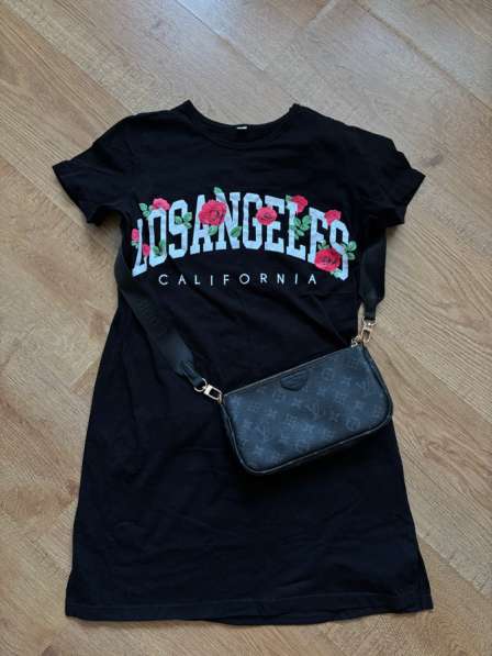 Пакет женских вещей 42-44 в Новосибирске